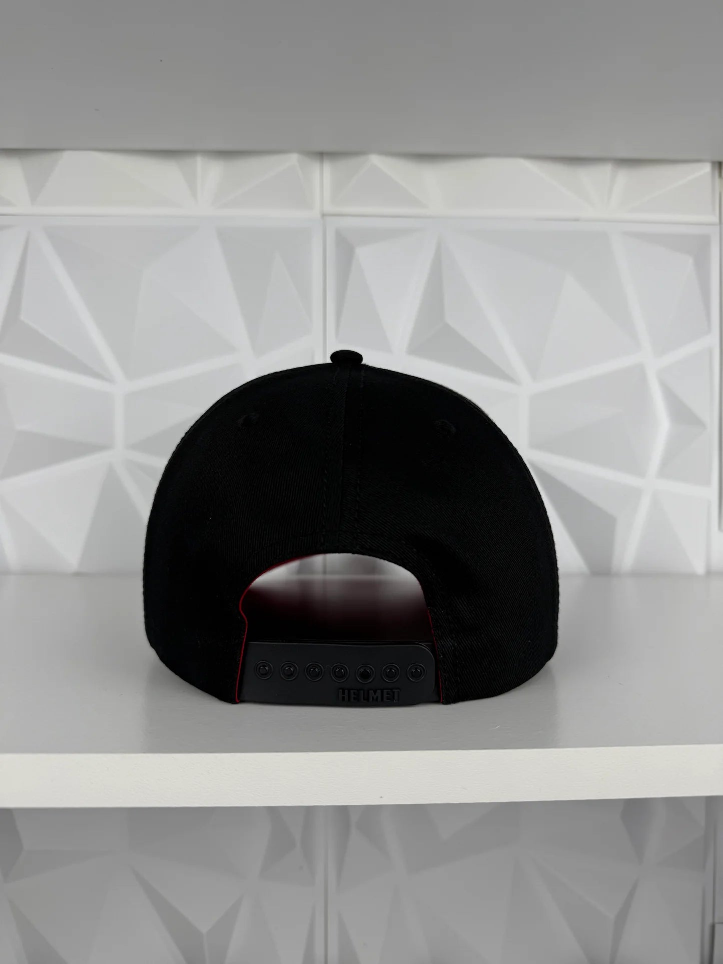 Skull Plate SnapBack Cap - Black/Red