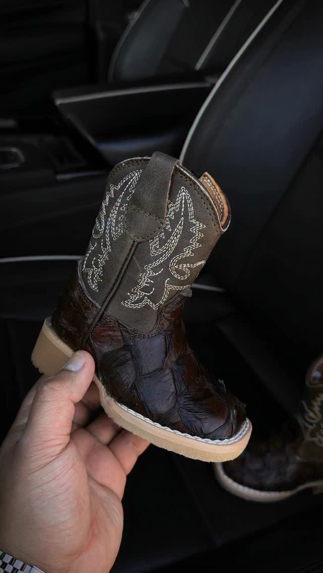 Kid’s Arapaima Fish Leather Boots