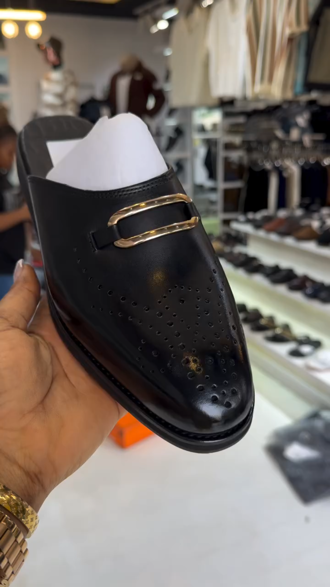 Calfskin perforated half-length slides